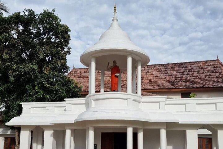 Visit Negombo by Scooty - All Inclusive