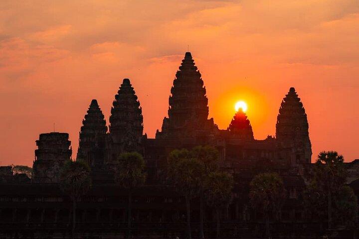 2-Day Angkor Wat Sunrise & Sunset -Private Guide
