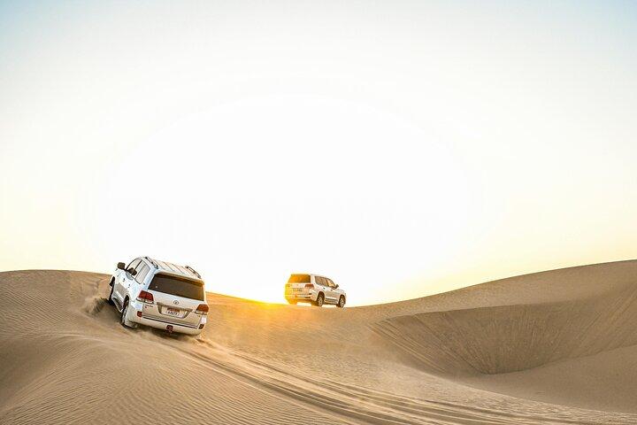 Experiência de aventura de safári no deserto do Catar.