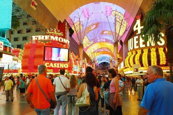 ラスベガスナイトツアー、フリーモントセントエクスペリエンス＆ウェルカムサイン