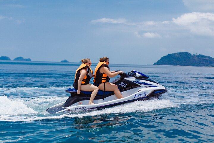 Koh Samui Jetski tur till Tan och grisön med snorkling