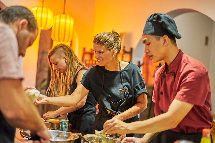 Hanoi Cooking Class: Pho/Bun Cha/Banh Xeo...+Free Egg/Salt Coffee