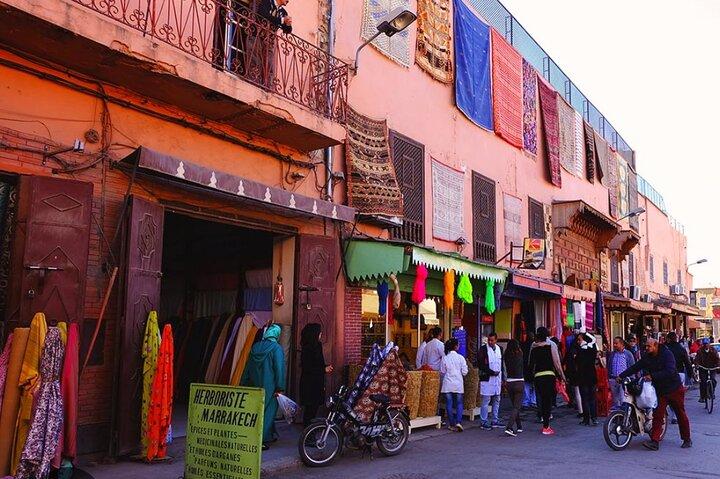 Tour di shopping a Marrakech: tappeti e argan