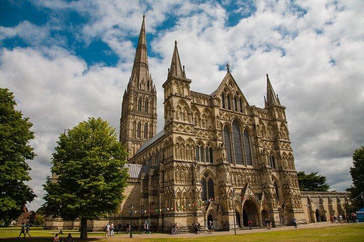 Private Tour durch Stonehenge und Salisbury Cathedral