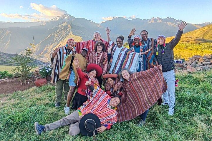 Machu Picchu Übernachtungstour mit Andenweben