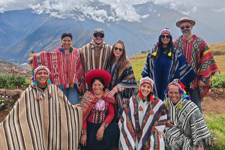 Machu Picchu Übernachtungstour mit Andenweben