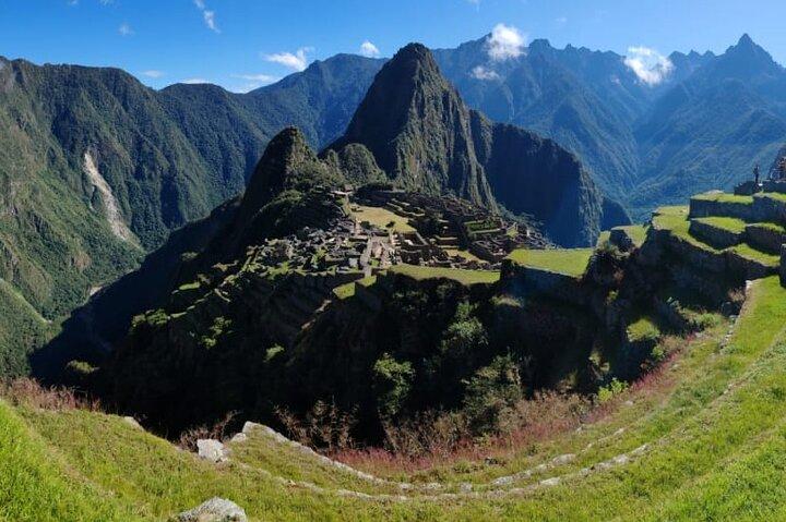 Machu Picchu Übernachtungstour mit Andenweben