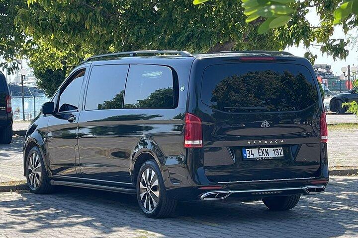 Private Istanbul Airport Transfer in Mercedes
