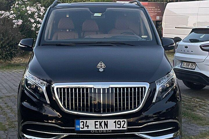 Private Istanbul Airport Transfer in Mercedes