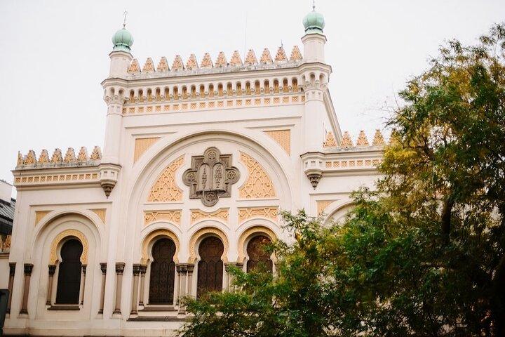 PRIVÉ : Visite de 3h des histoires du quartier juif de Prague, boisson incluse