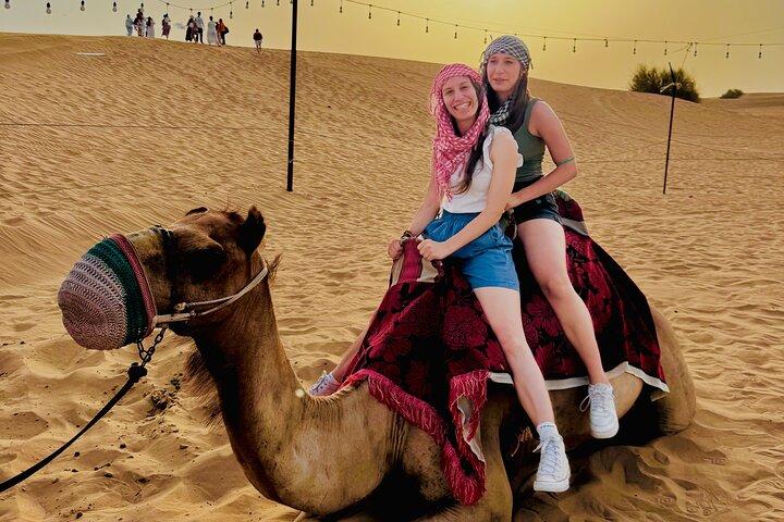 ViP Desert Safari Dubai, gratis pick-drop - 5* BBQ & buffetdiner