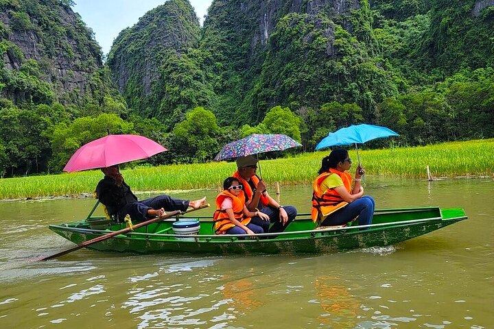 Hanoi : Excursion d'une journée à Hoa Lu, Tam Coc et Mua Caves