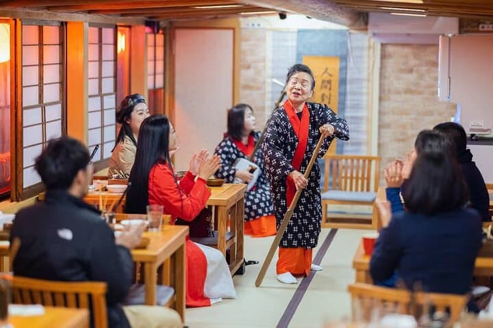 Tokyo Cruise：Spring Yakatabune Cherry Blossom-Themed Show,Drinks