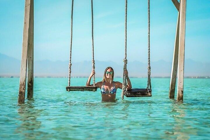 Hula Hula Island havtur med vandsport og frokost - Hurghada