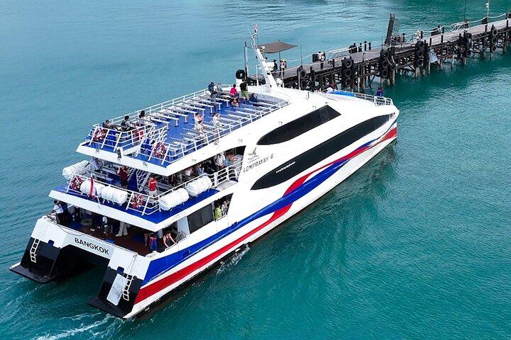 Traslado desde Koh Samui a Krabi en Catamarán y Autobús o Van