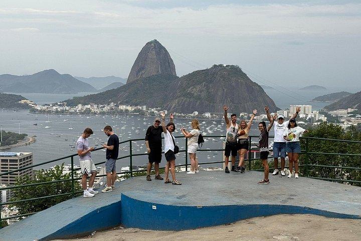 Favela Santa Marta Tour
