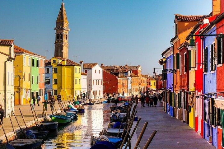 Explore Murano, Burano e Torcello em um bragozzo semiprivado