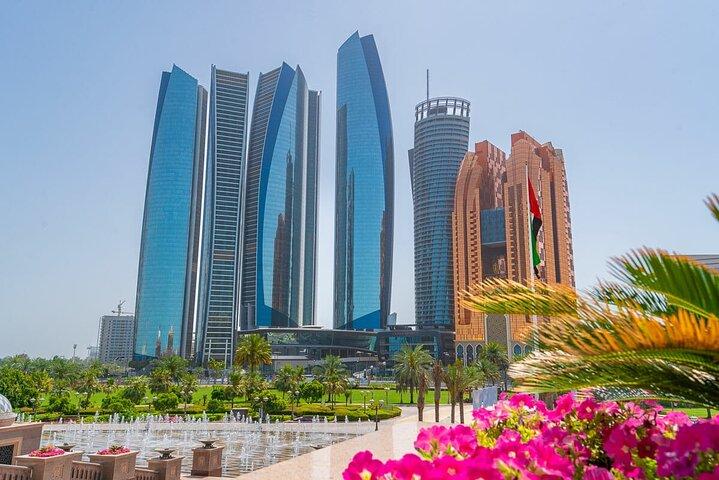 Abu Dhabi Full-Day Sightseeing Tour fra Dubai