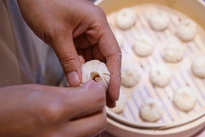 Esperienza di lezione di cucina di Shanghai Xiaolongbao di 2,5 ore