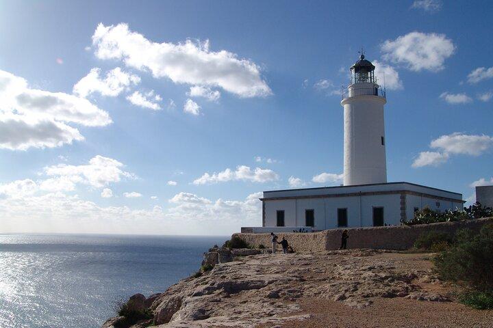 Excursion d'une journée à Formentera au départ d'Ibiza en bus
