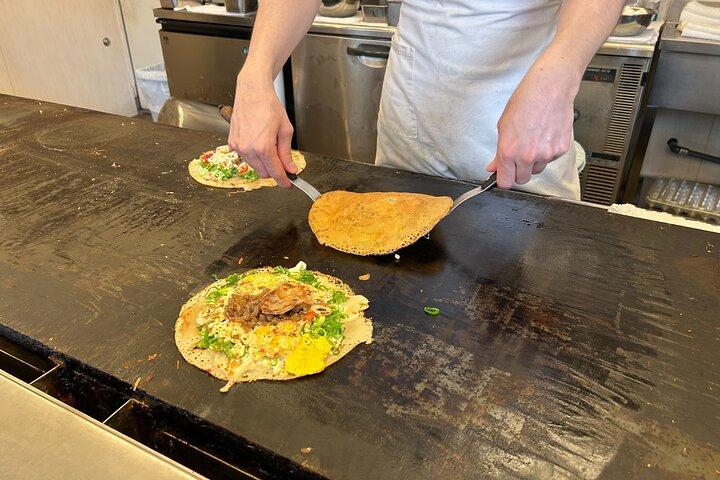 和牛と餅＆もっと秘密の10の味を味わう京都フードツアー
