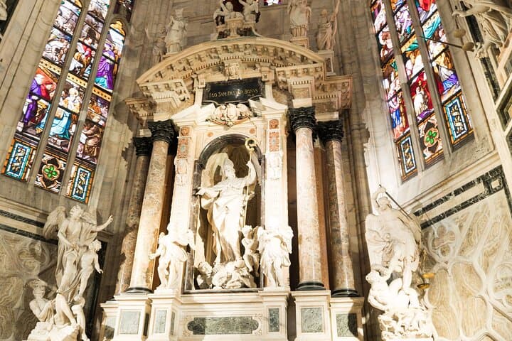 Milan: Best of Skip-the-Line Duomo Guided Tour Experience