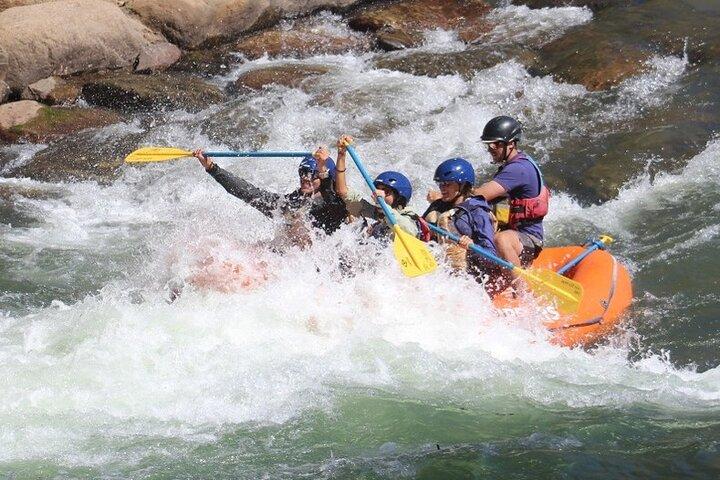 Durango ~ "Driekwart" Day Raft Trip met Riverside Lunch