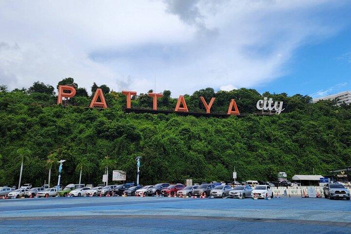 Traslados privados desde el Aeropuerto Suvarnabhumi BKK a Pattaya City