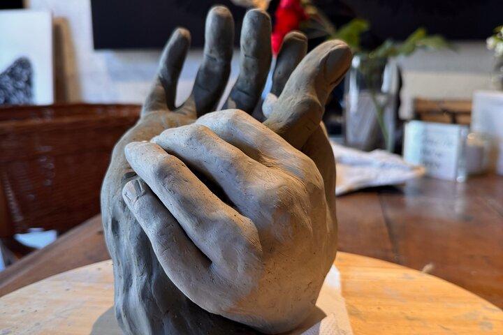 Clase privada de escultura de arcilla con arcillas mixtas locales