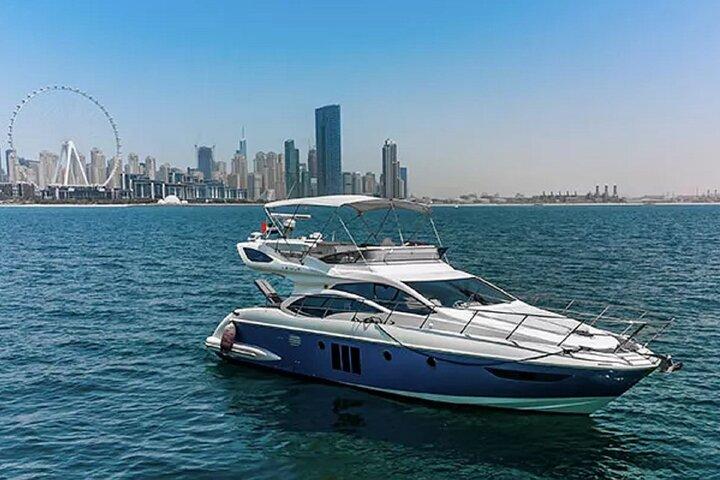 Excursion privée de luxe en yacht avec vue à Dubai Marina