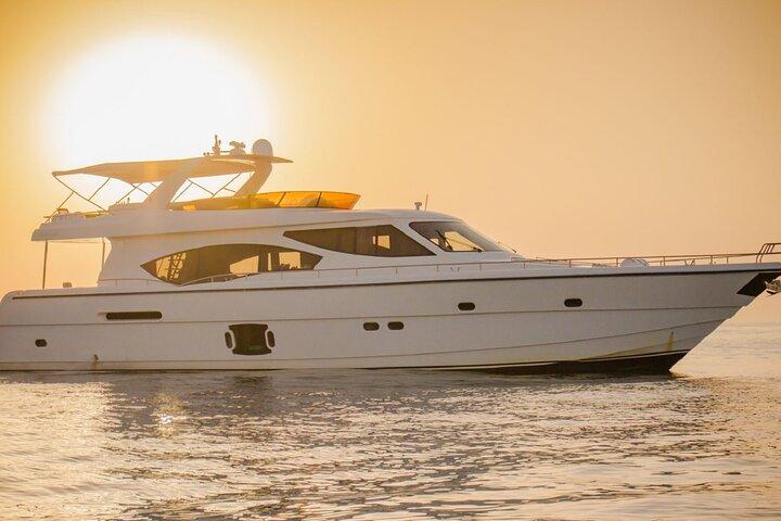 Excursion privée de luxe en yacht avec vue à Dubai Marina