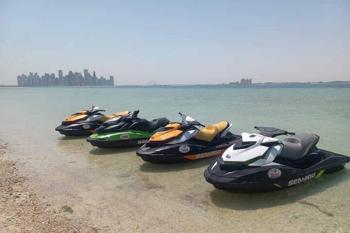 Privat vattenskoter på Katara Beach med Transfer