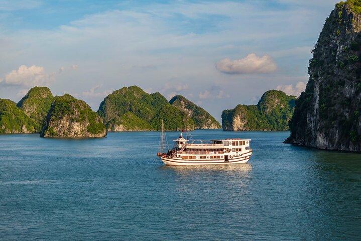 4 stjerner Cruise 3D2N Bai Tu Long Bay Rejse fra Hanoi