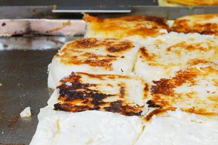Cartagena Bites & Stories: Local Street Food Tour