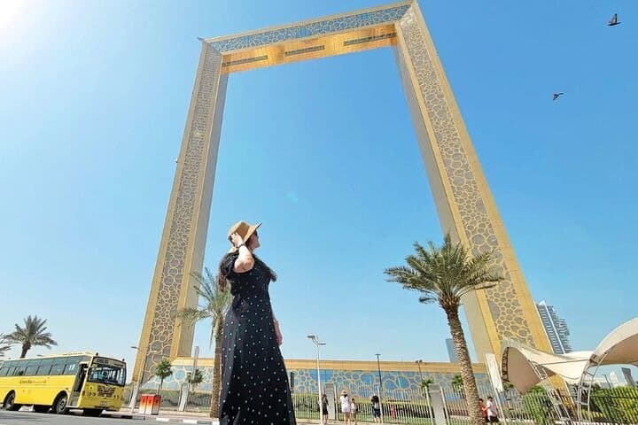 Private Dubai City Tour with Dubai Frame Ticket