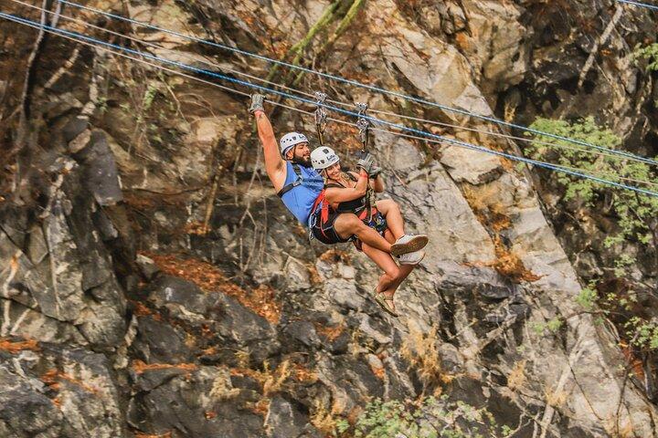 Utomhus Zip Line äventyr i Cabo San Lucas