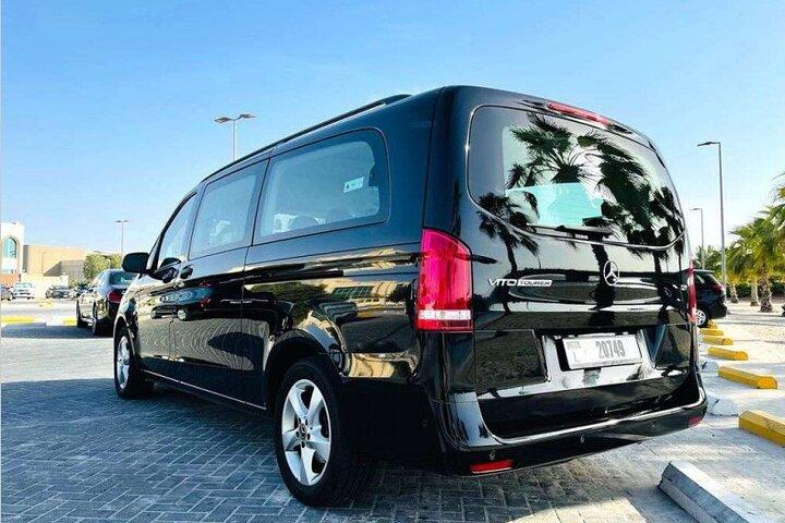 Transfert privé vers OU depuis l'aéroport de Dubaï