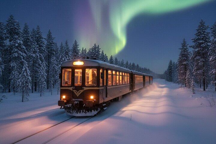 Rovaniemi Insider Aurora tåg på natten
