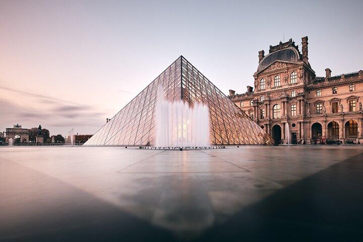 Paris Landmarks Unveiled: A City Walk at Your Pace