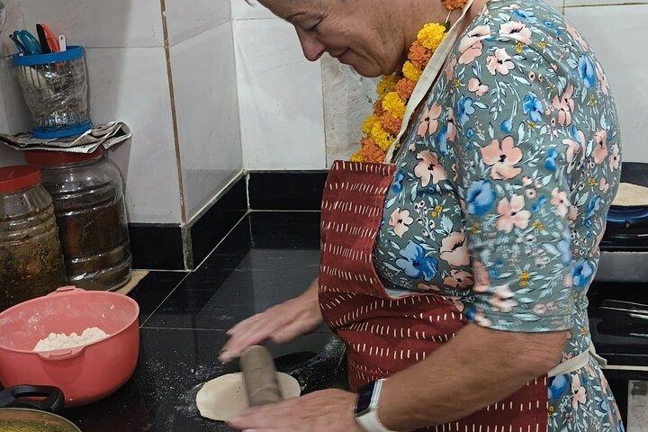 Vegetarian Hands on Cooking Class with Local Family in Jaipur