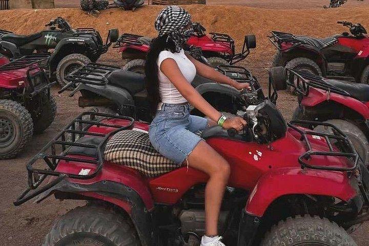 シャルム・エル・シェイクでのベドウィンディナー付きクワッドバイクとラクダ乗り
