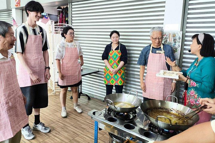 ペナン料理教室:ペナンチャイクと一緒にマレーシア料理を堪能