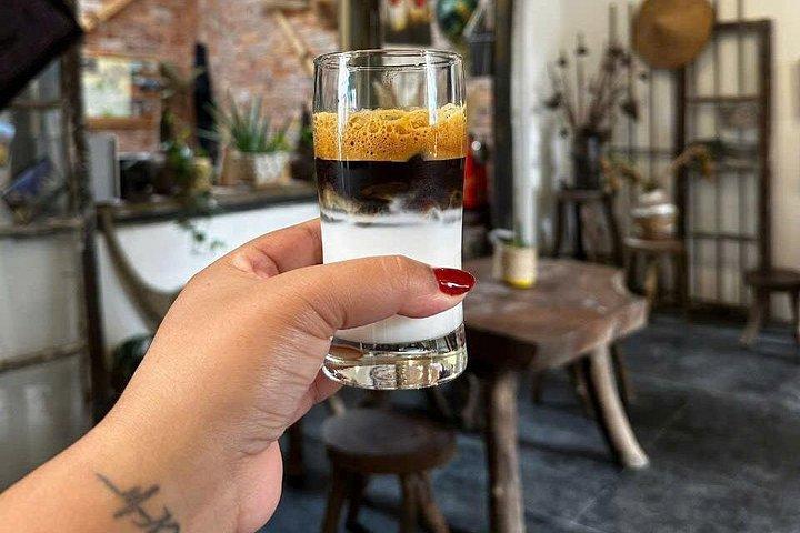 ハノイでベトナムコーヒー6杯ワークショップ 地元バリスタと