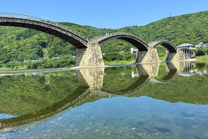 Iwakuni Tour from Hiroshima with Sake Tasting and Sushi Making