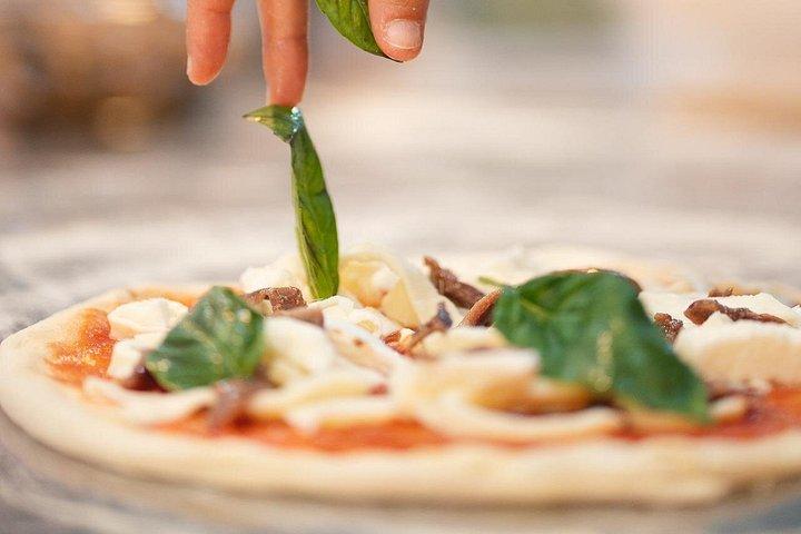 Rome Pizza Making Class with Aperol Spritz
