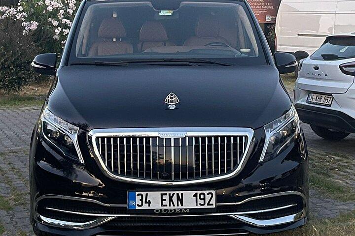 Private Istanbul Airport Transfer in Mercedes