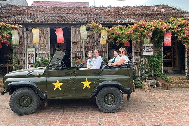 Vanuit Hanoi : Verken verborgen pareltjes van Duong Lam met jeeptour