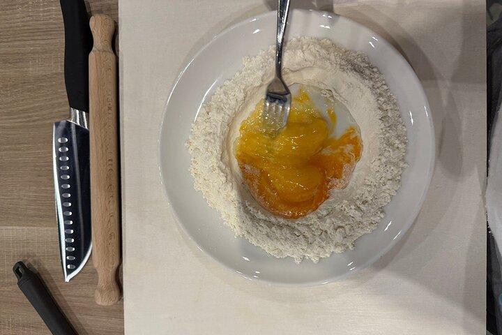 フィレンツェでパスタフェットゥチーネとラヴィオリとティラミスの料理教室