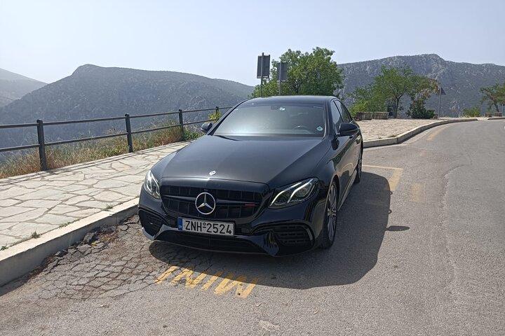 Crucero privado en ferry desde el aeropuerto de Atenas al puerto del Pireo