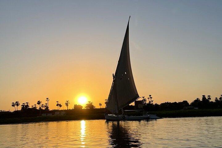 Zonsondergang Felucca Sailing Boat Ride pick-up en H drankjes